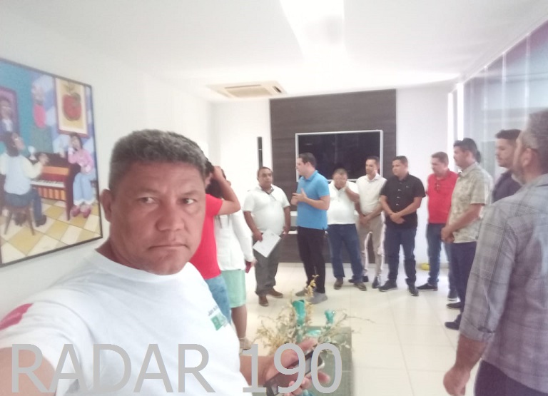 Prefeito Marcos Eron Sempre Buscando Melhorias para o Município de Monte Horebe