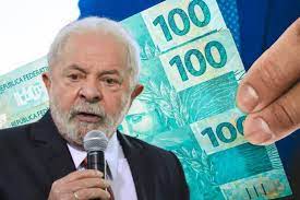 Lula anuncia novo salário mínimo: Salário mínimo de R$ 1.302 para R$ 1.320.