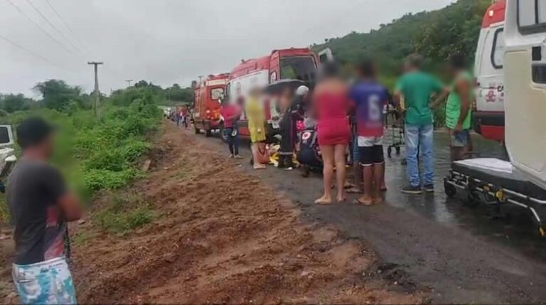 Acidente com Van na PB-400 deixa um morto e seis feridos entre São José de Piranhas e Cajazeiras