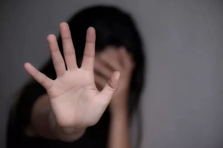 Pelo menos quatro pessoas foram vítimas de estupro, por dia, no primeiro semestre de 2026, na Paraíba.